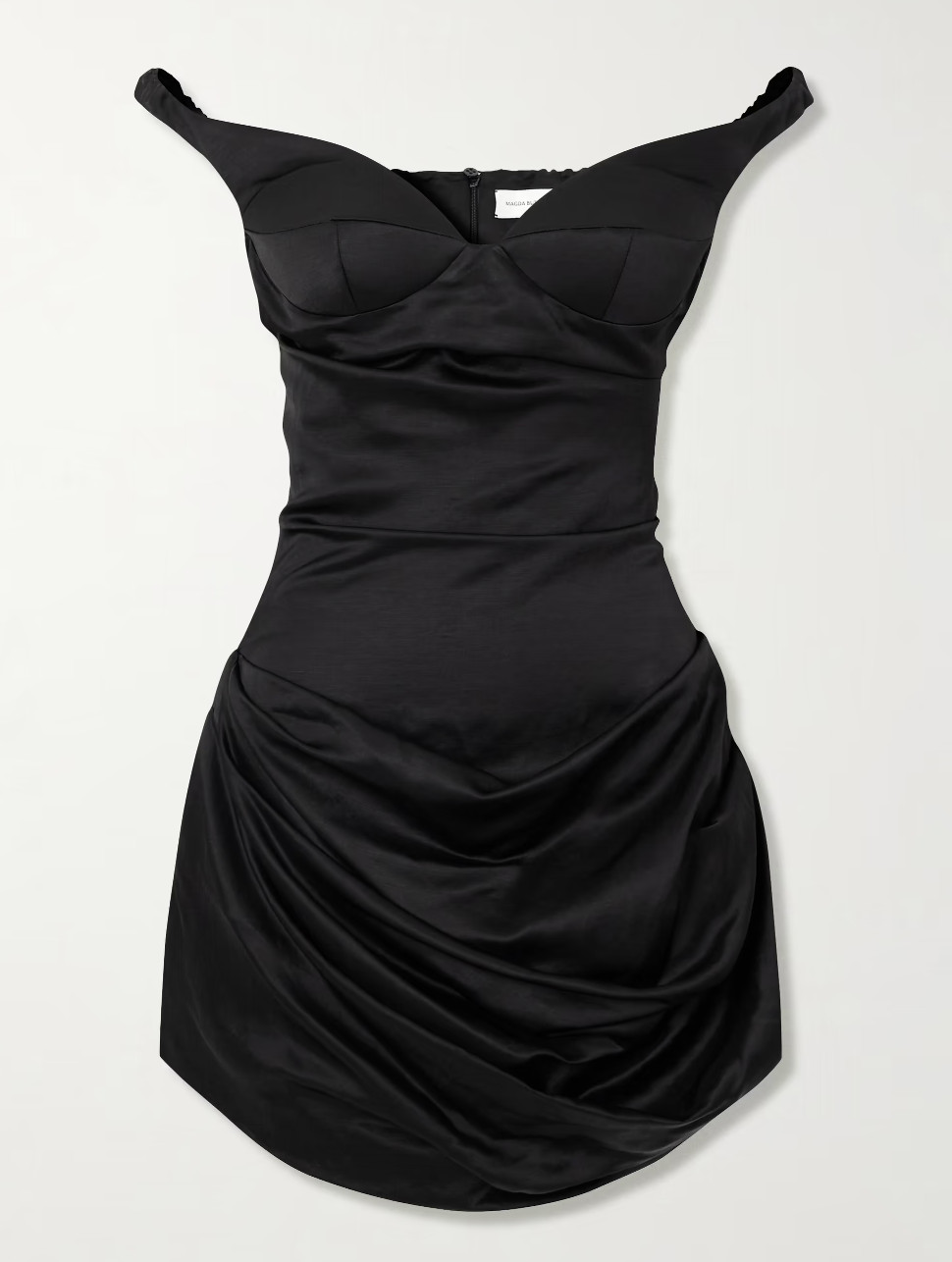 Черное маленькое платье